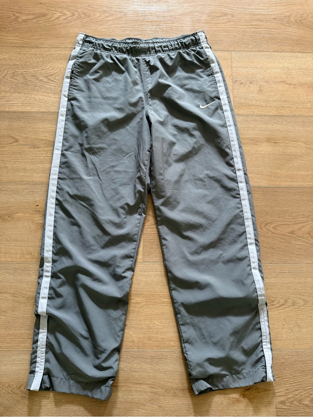 Nike Vintage Y2K Lined Nylon Track Pants Side Stripe Ankle Zip Gray M